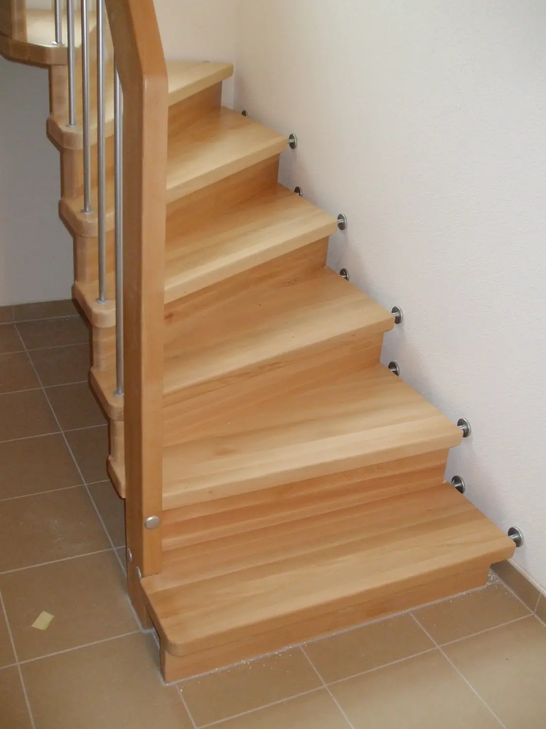 Attraktive Wohnen GmbH Wohnideen (Treppen)